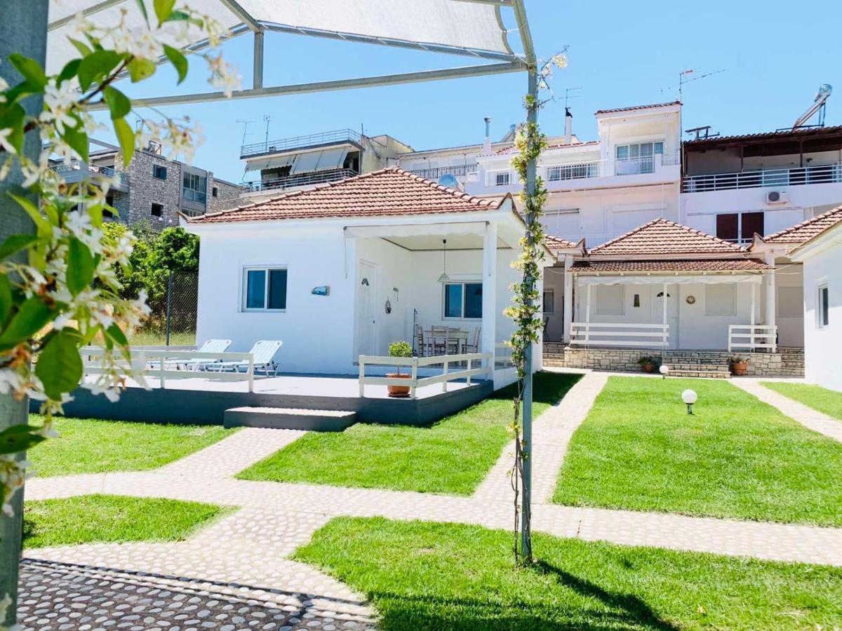 Seaside Bungalows Petalidi Exterior photo